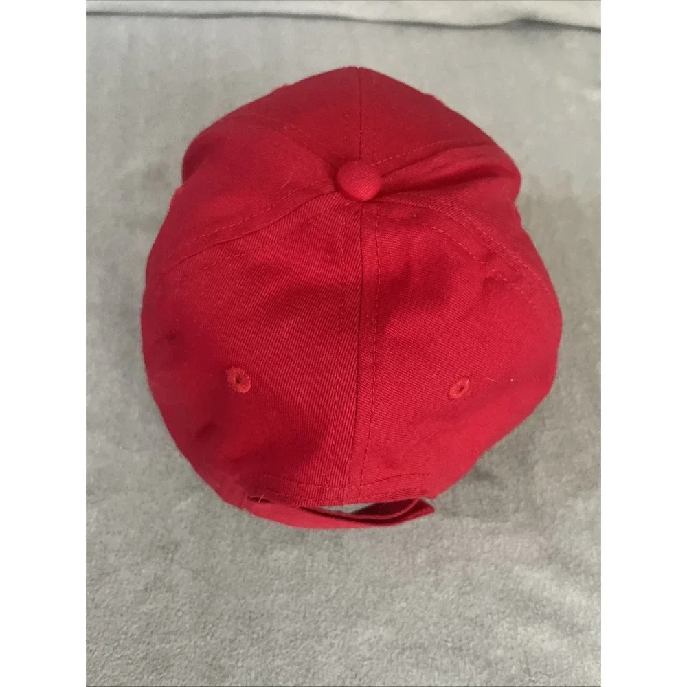 Bigfoot Squatch Social Distancing Red Hat One‎ Size Most Cotton 6 Panel Cap